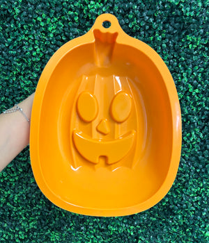 
                  
                    Breakable Jack-o-Lantern Mold
                  
                