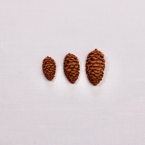 
                  
                    Pinecones (3 Sizes)
                  
                