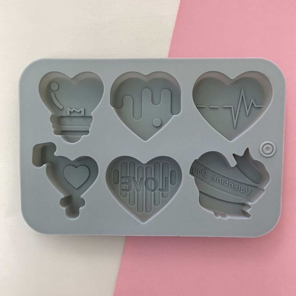 
                  
                    6 Assorted Hearts Mold
                  
                